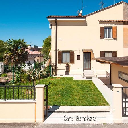 Casa Bianchera مونفالكوني المظهر الخارجي الصورة