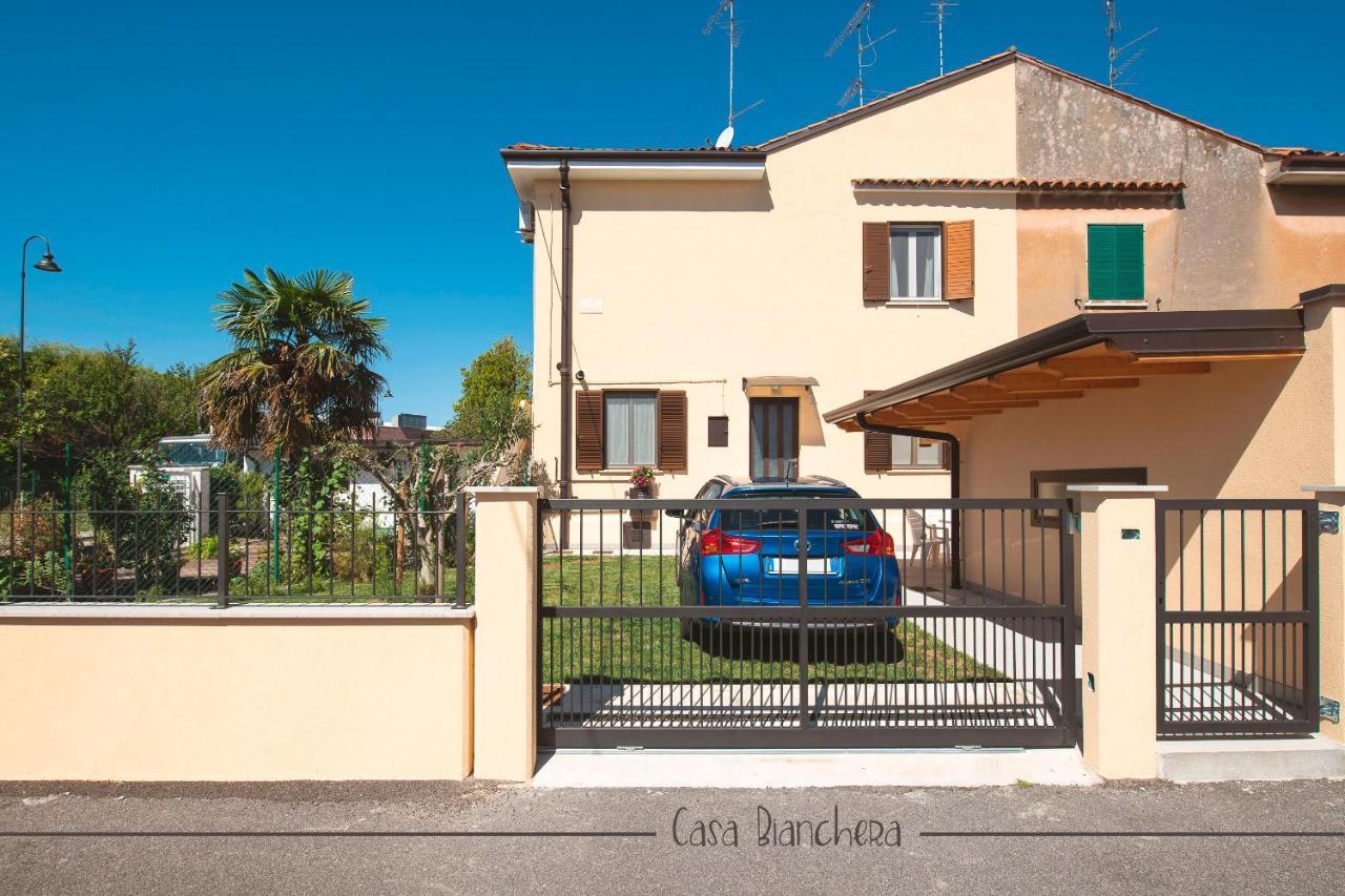 Casa Bianchera مونفالكوني المظهر الخارجي الصورة